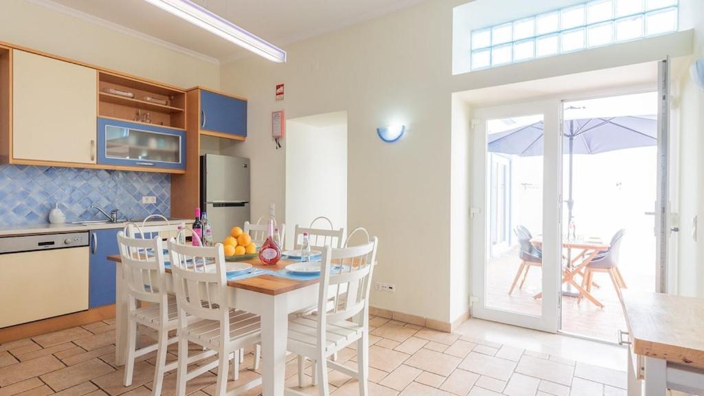 Refurbished Beachfront House, Pool, Ac, Wifi, Albufeira, Sea View Holiday home *
